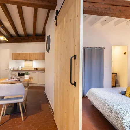 Le Nostradamus - Hypercentre - Clim - Wifi Appartement Saint-Rémy-de-Provence Buitenkant foto